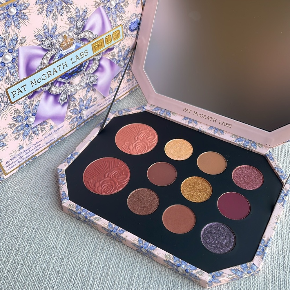 Pat mcgrath MTHRSHP Bijoux Brilliance - JEWELED TEMPTATION Eye Cheek Palette